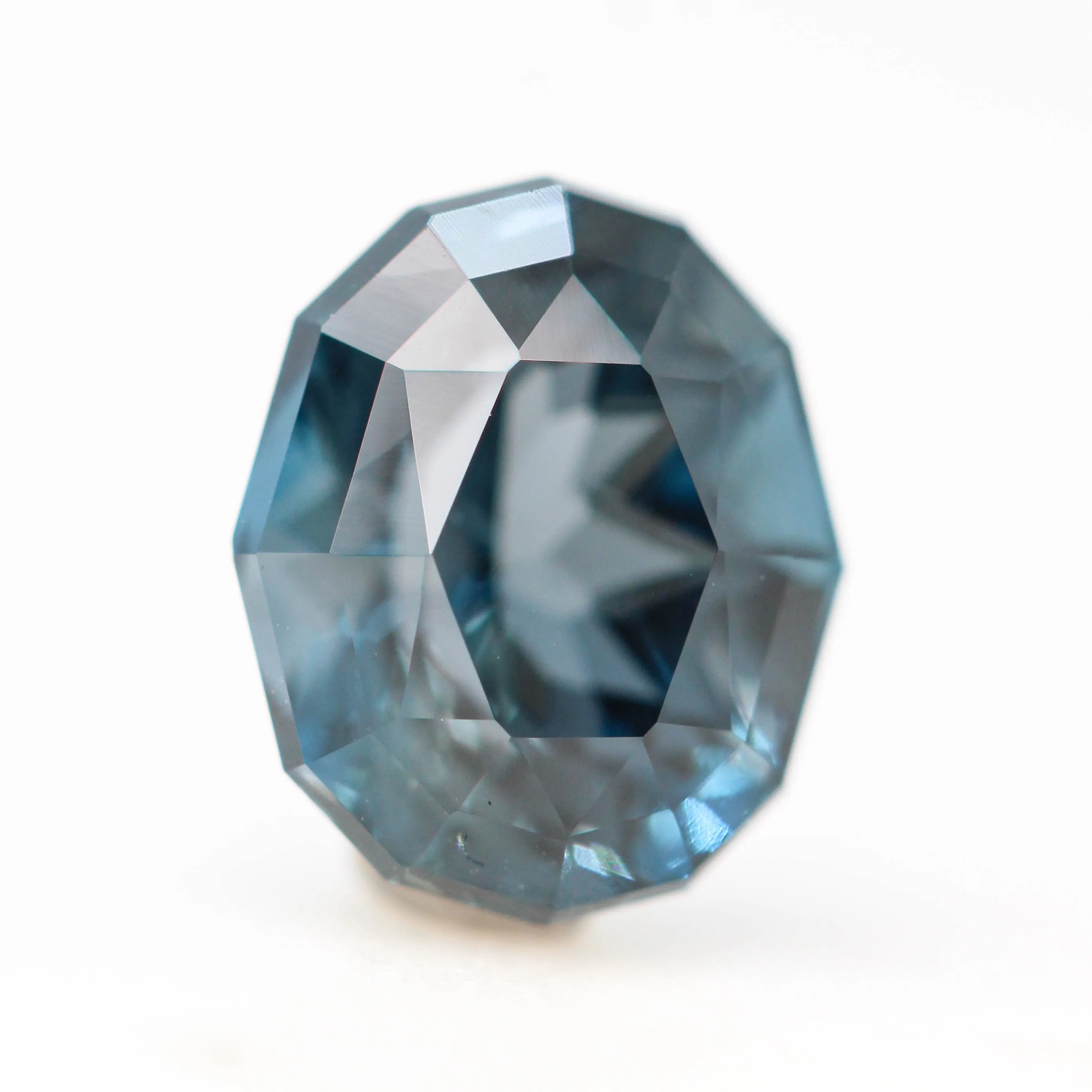 3.60 Carat Geometric Oval London Blue Topaz for Custom Work - Inventory Code GOT360