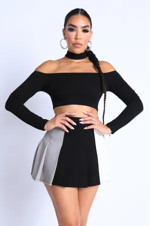 Choker Off-shoulder Top and Pleated Skirt Set
