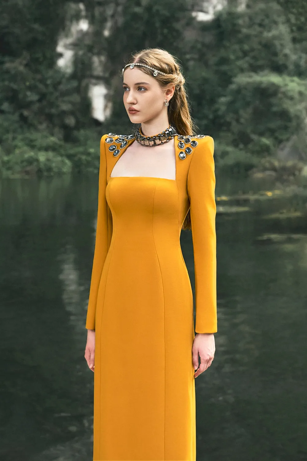 Choker Shoulder Stone Embellished Dress