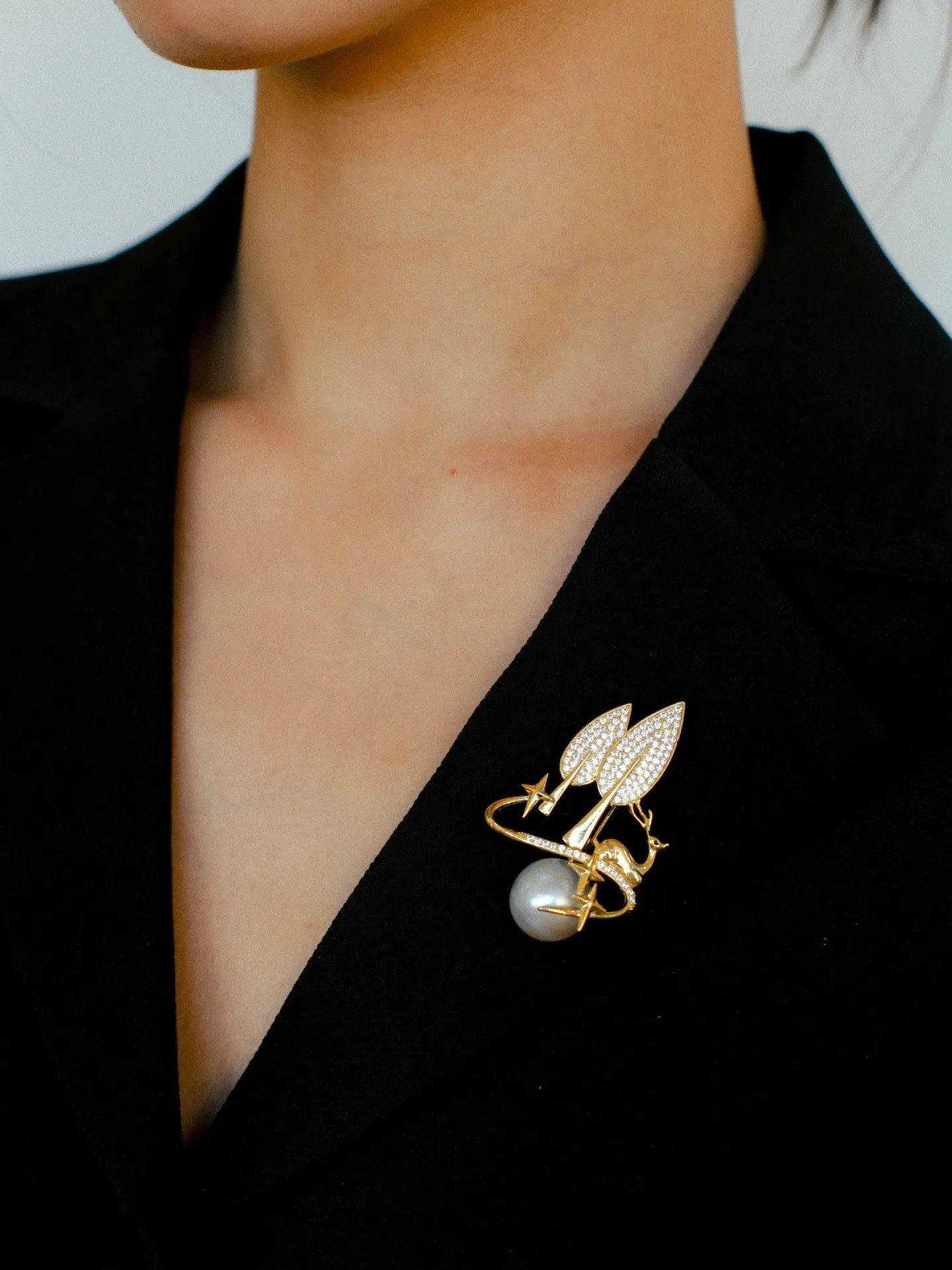 Christmas Deer Seawater Mapei Pearl Brooch