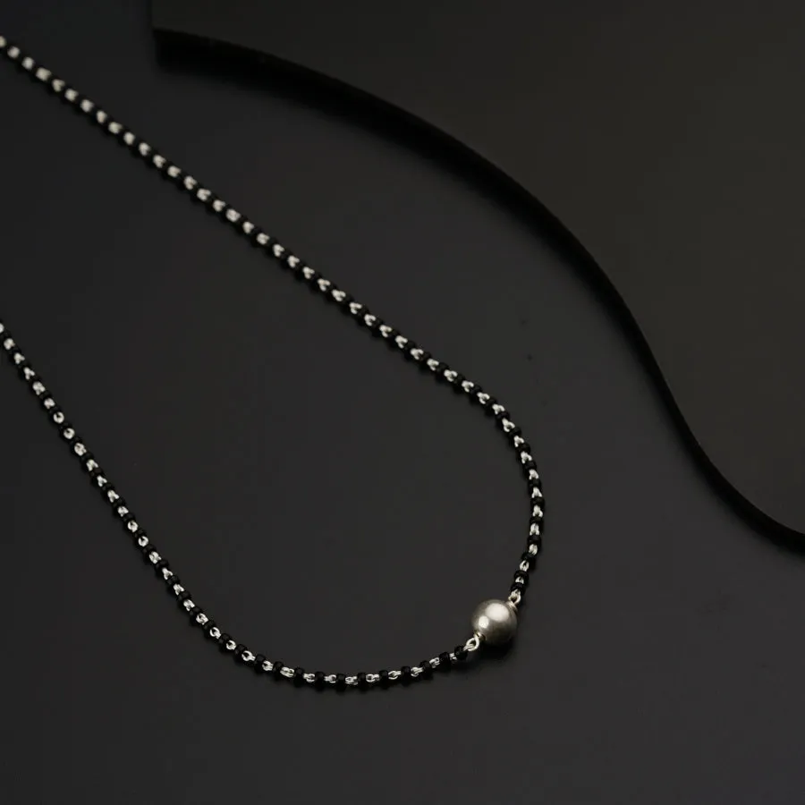 Classic Sarmanee Mangalsutra One Bead