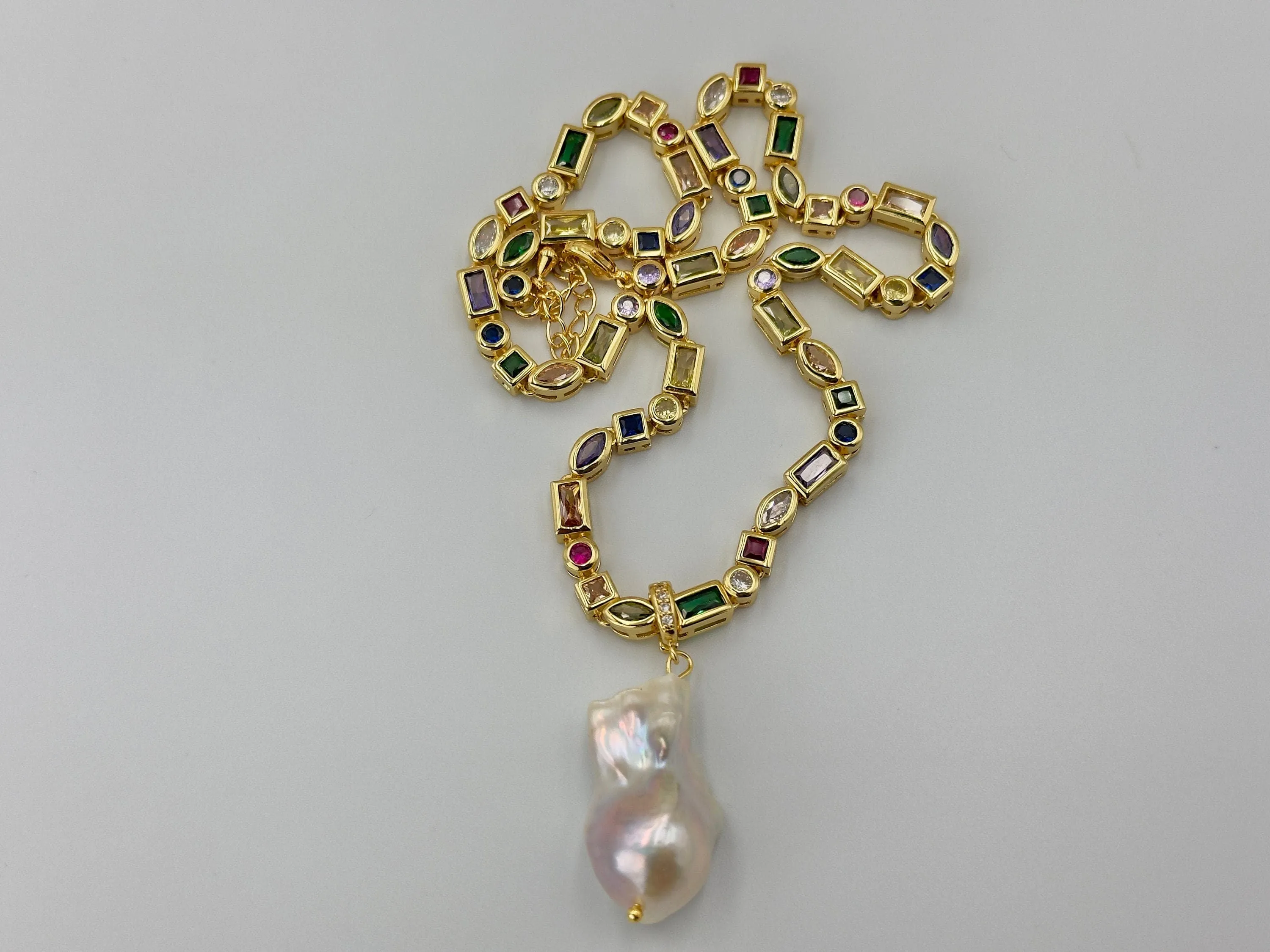 Cultured White Baroque Pearl Pendant