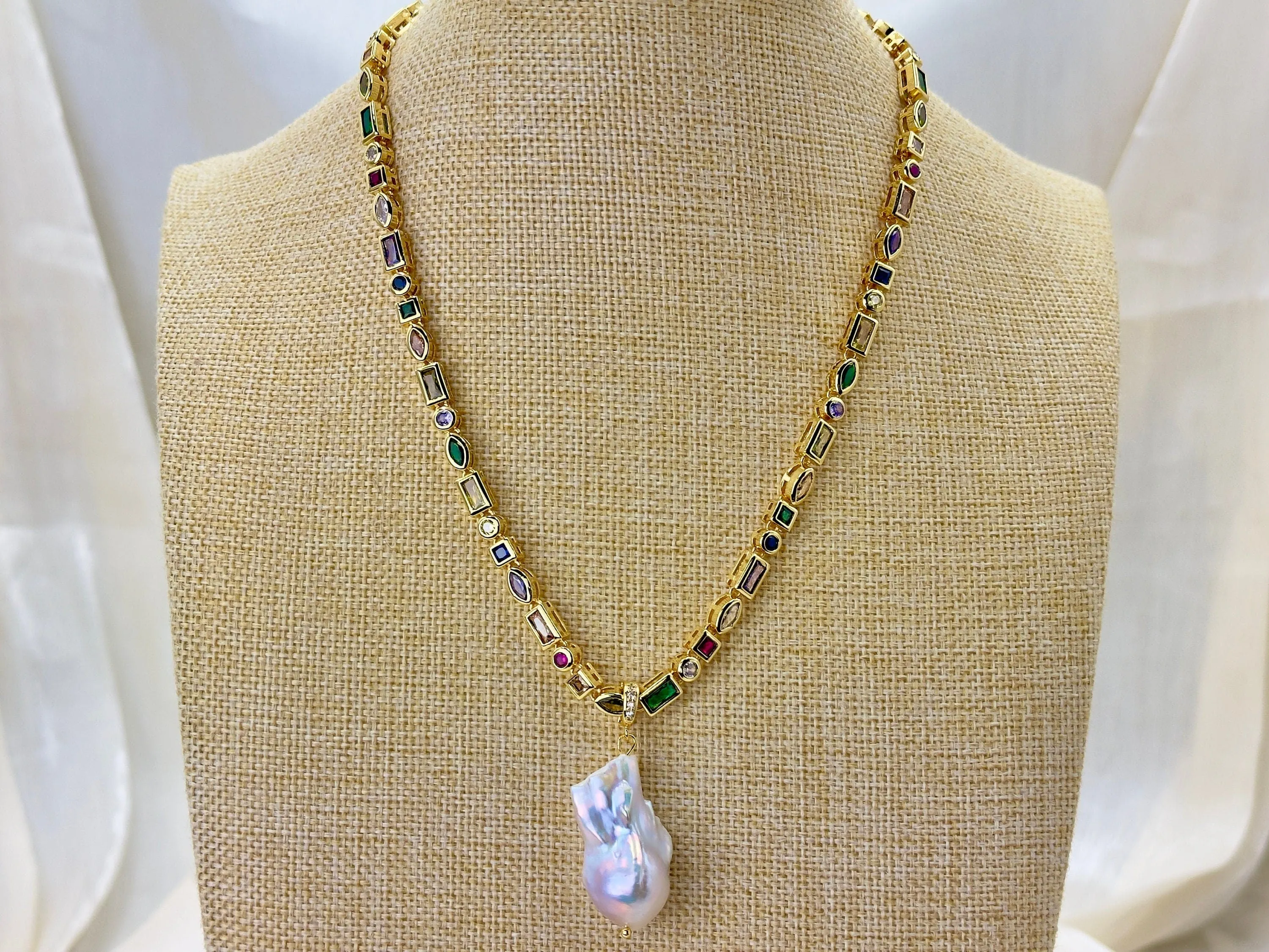 Cultured White Baroque Pearl Pendant