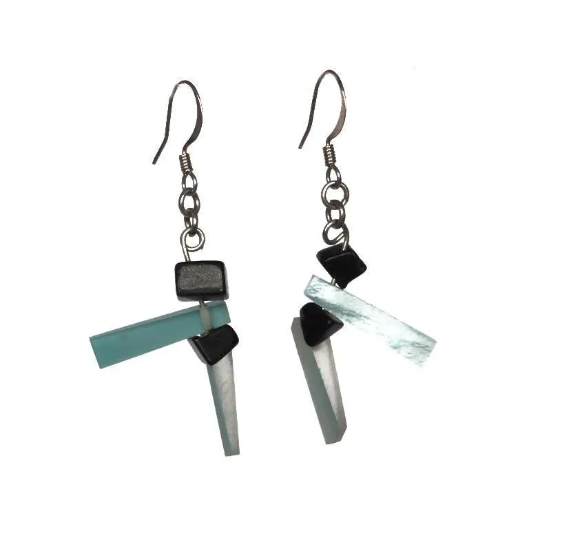 Iridescent Blue Fan Choker Set
