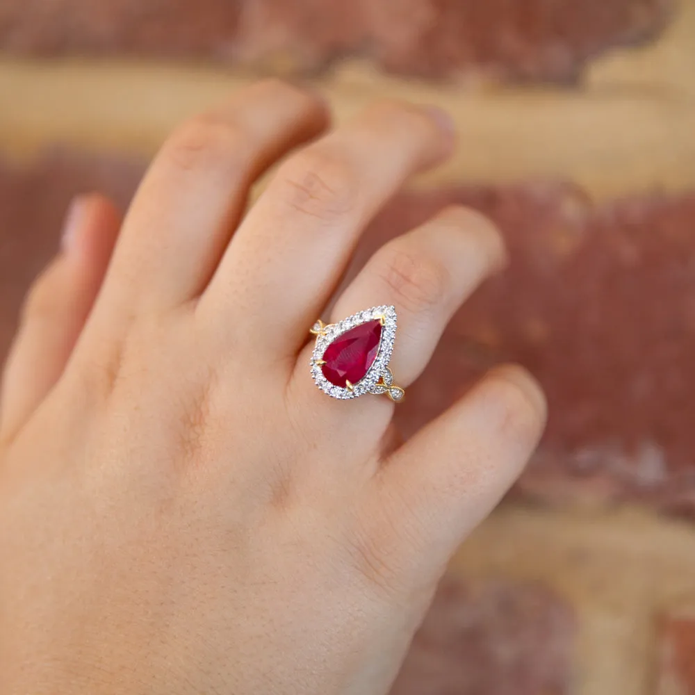 Natural Enhanced 4.76ct Ruby & 0.54ct Diamond Ring in 18ct Yellow Gold