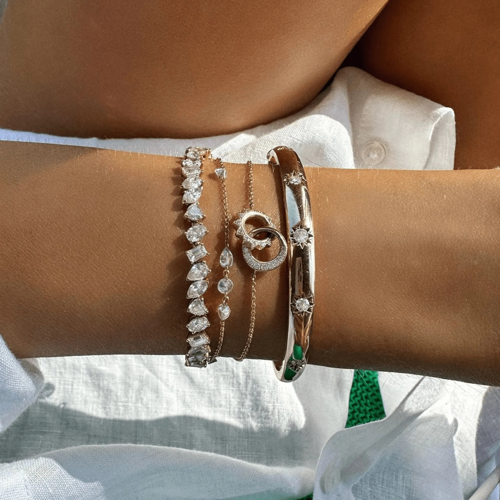 Pavé Diamond Interlocking Unity Bracelet