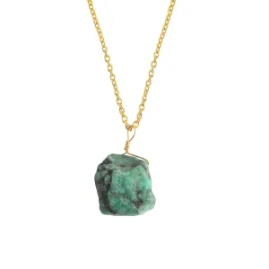 Thecraftman Natural Raw Green Emerald Gemstones Pendant Necklace, Handmade Dainty Necklace, AAA Quality Rough Stones, Chakra Healing Crystals, Adjustable Gold Plated Chain 18inch, Gift for Women