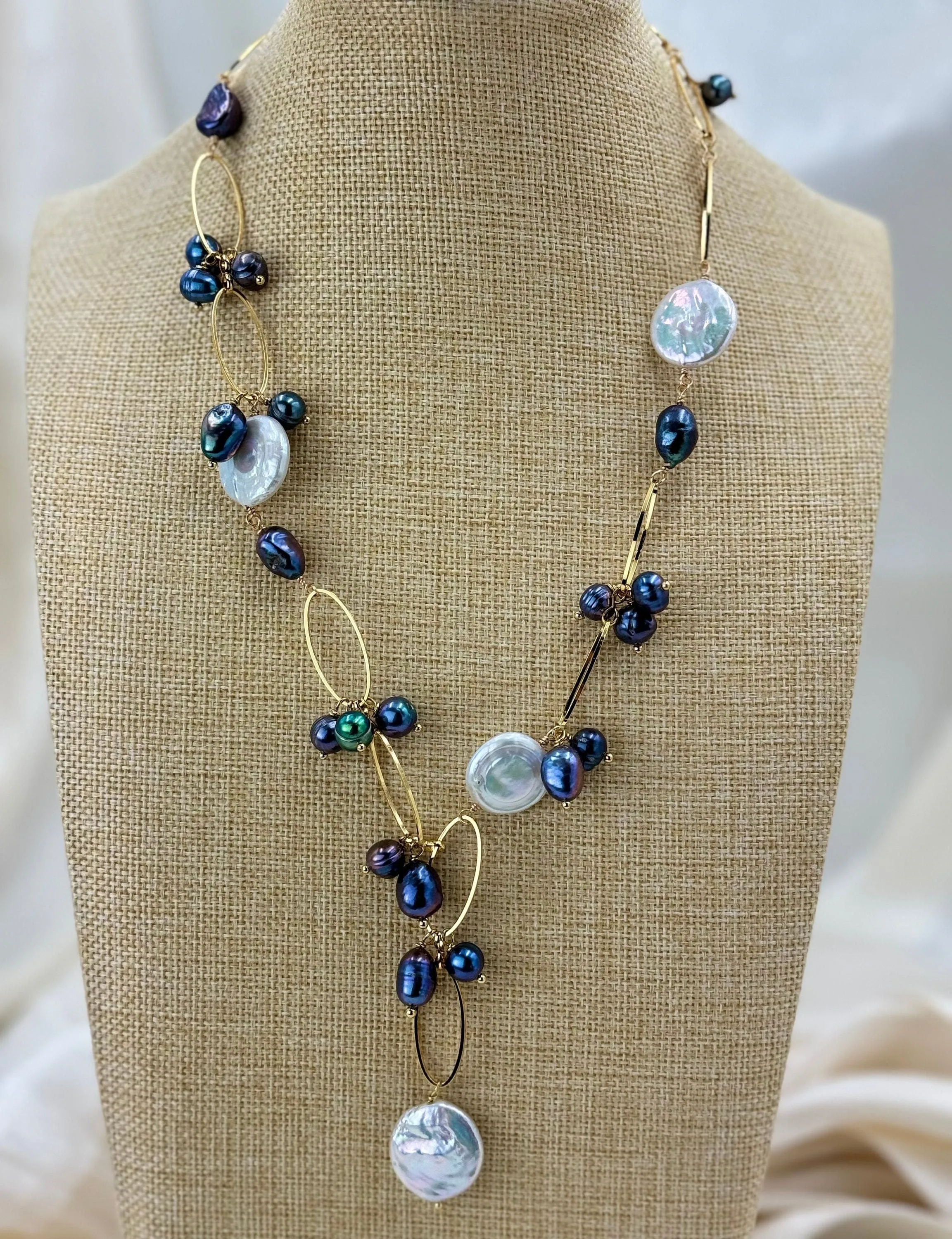 Vintage black pearl necklace